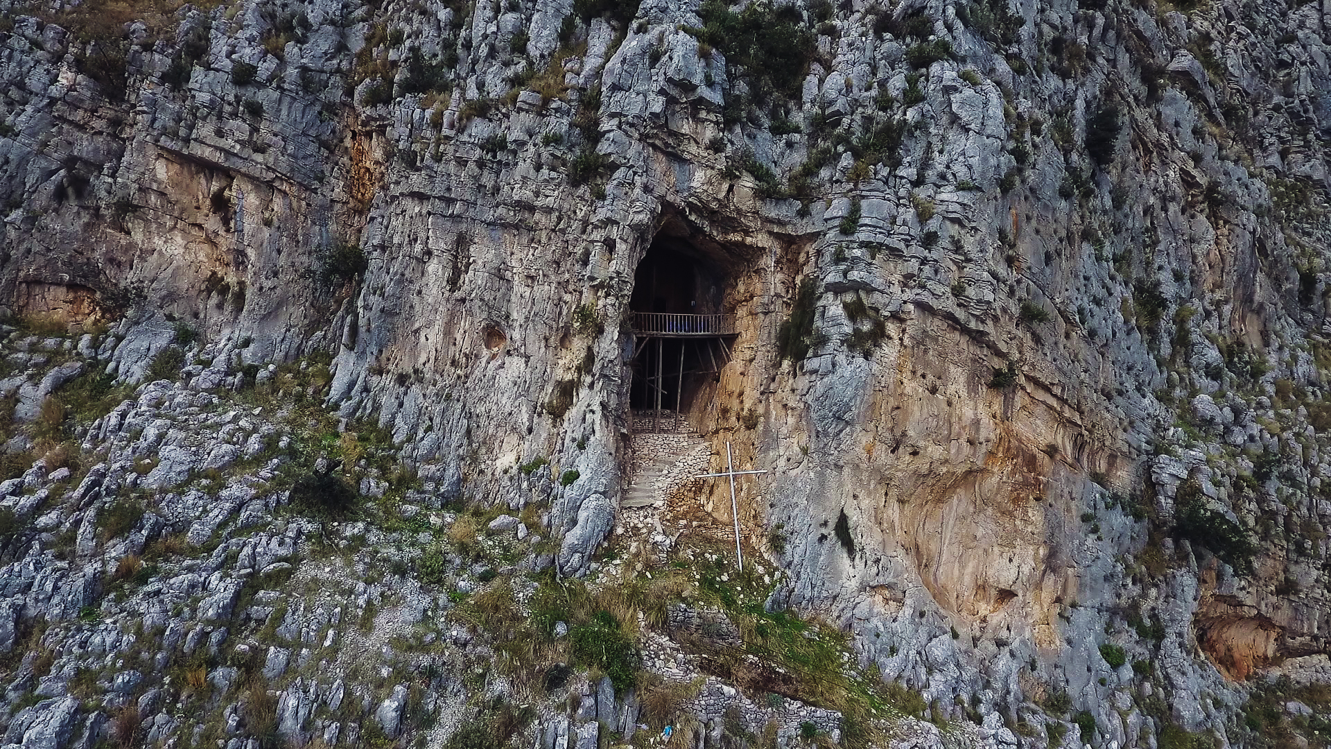 Shpella e Shën Marinës, Finiq